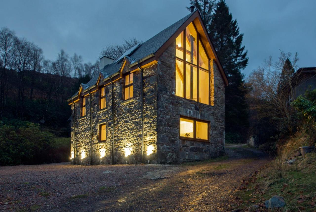 The Armoury Villa Glenfinnan Exterior foto